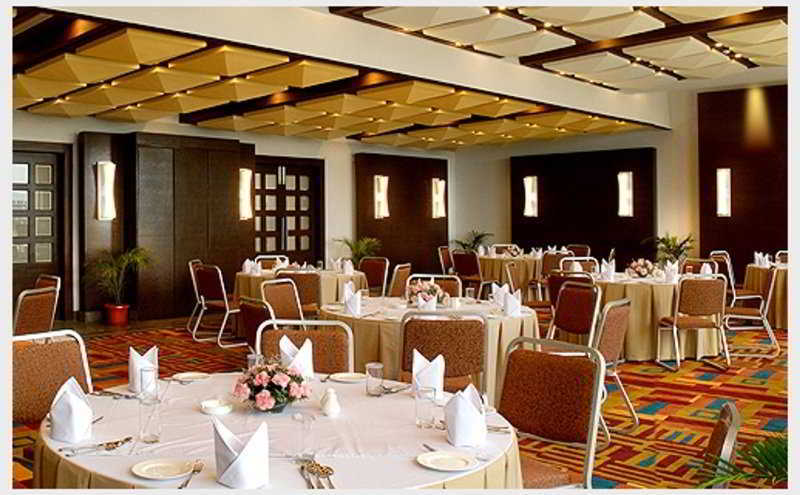 Trinity Hotel Bengaluru Экстерьер фото