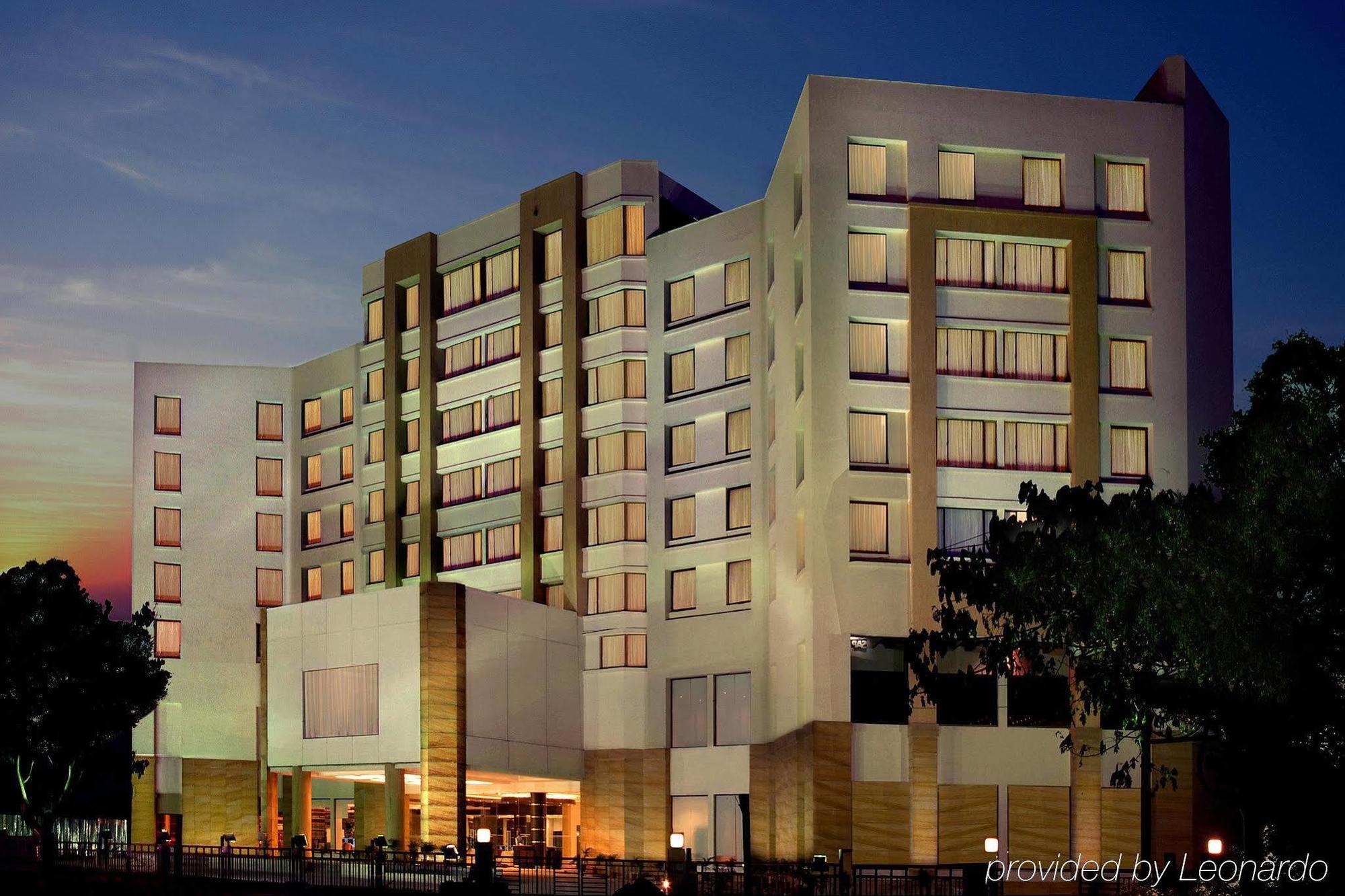 Trinity Hotel Bengaluru Экстерьер фото